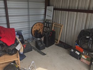 10 x 10 storage unit in Unknown, AR