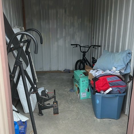6 x 10 storage unit in Danville, IL