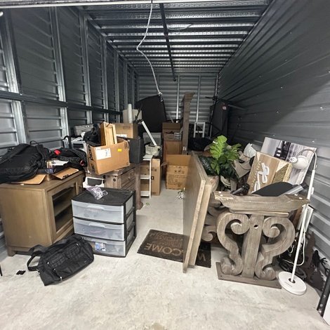 10 x 20 storage unit in Pearland, TX