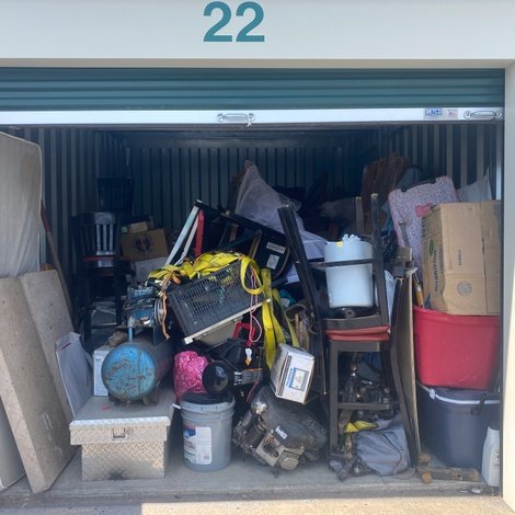 10 x 15 storage unit in Blvd. SE Hickory, NC
