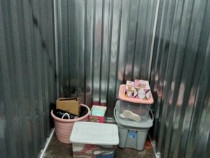 5 x 10 unit in Johnson City