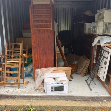 10 x 15 storage unit in Southborough, MA