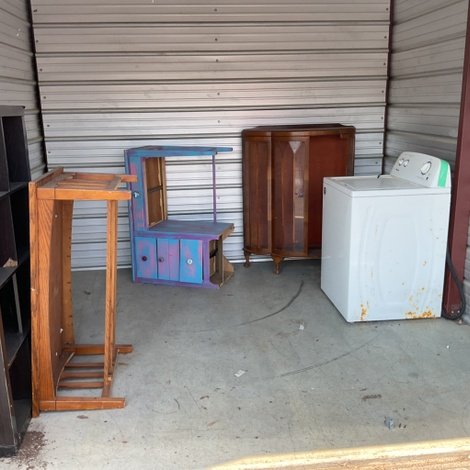 10 x 10 storage unit in Cookeville, TN