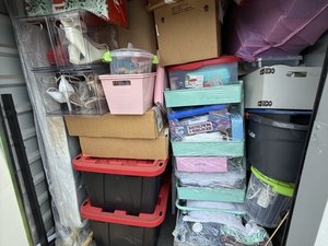 5 x 15 storage unit in Johnston, RI