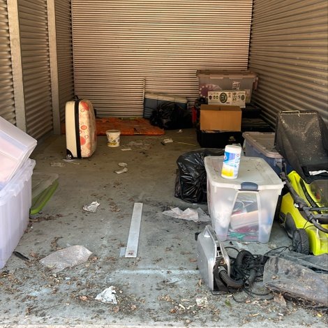 10 x 20 storage unit in Glenn Heights, TX