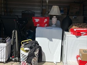 10 x 10 storage unit in Glenn Heights, TX