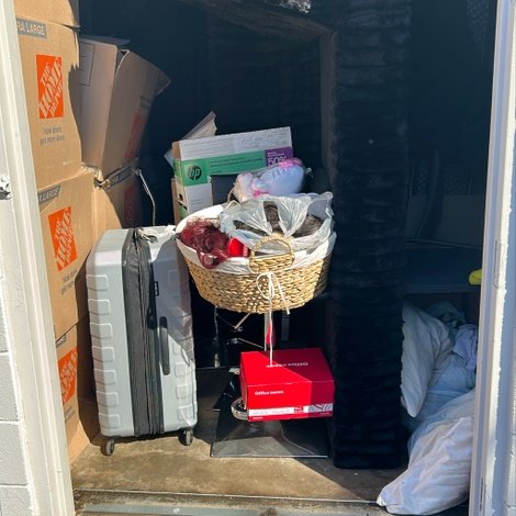 10 x 10 storage unit in Dallas, TX