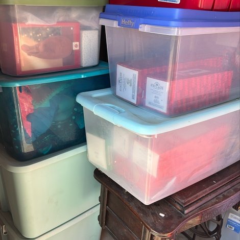 10 x 10 storage unit in Converse, TX