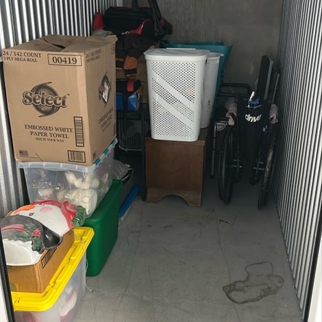 5 x 10 storage unit in Hilliard, OH