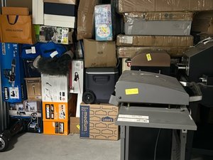 10 x 10 storage unit in Columbus, OH