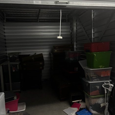 10 x 15 storage unit in Richmond, VA