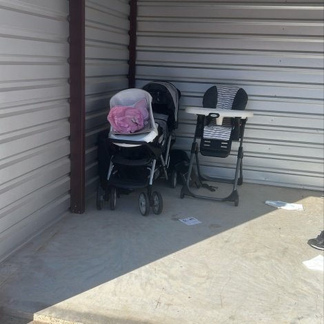10 x 10 storage unit in Unknown, TX