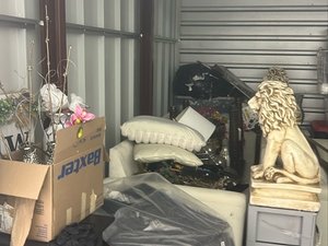 10 x 12 storage unit in Unknown, TX