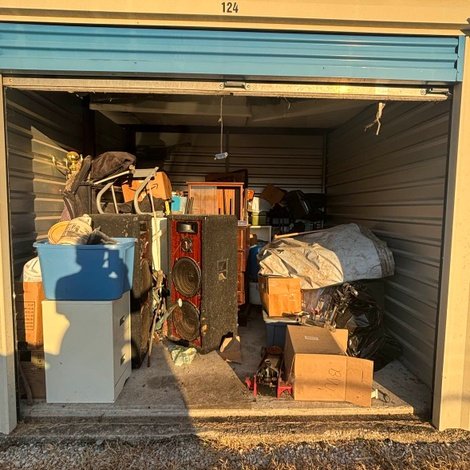 10 x 10 storage unit in Terre Haute, IN