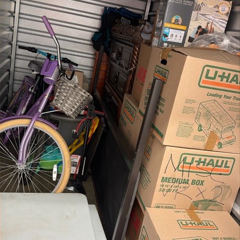 5 x 10 storage unit in N Brooklyn Park, MN