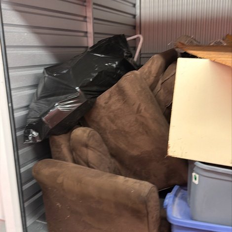 10 x 20 storage unit in N Brooklyn Park, MN