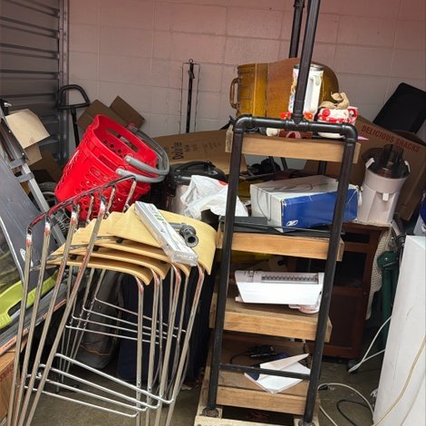 10 x 10 storage unit in Saint Paul, MN