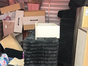 10 x 10 unit in Saint Paul