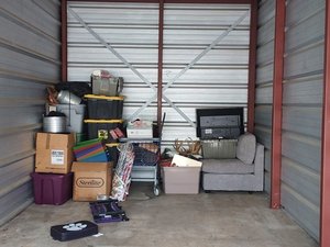 10 x 20 unit in Johnston