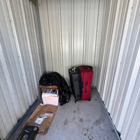 5 x 5 storage unit in Unknown, TX