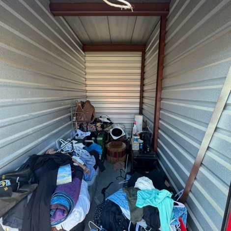 5 x 10 storage unit in Unknown, TX