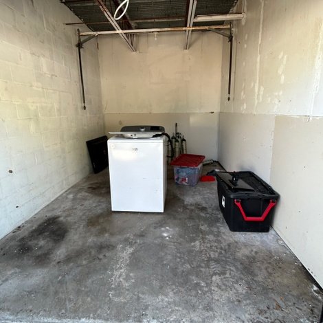 10 x 15 storage unit in Houston, TX