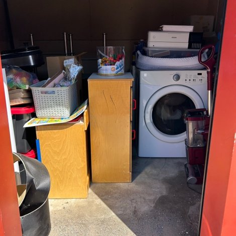 10 x 10 storage unit in Houston, TX