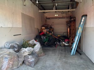 10 x 30 storage unit in Houston, TX