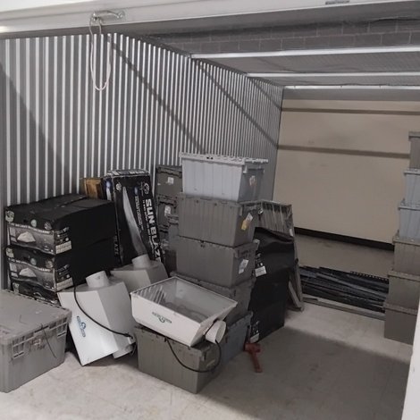10 x 20 storage unit in F Arlington, TX