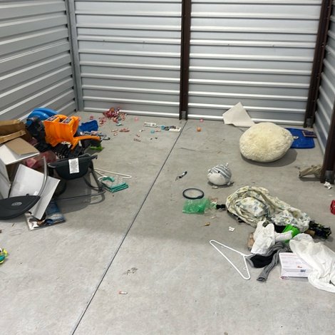10 x 15 storage unit in Unknown, TX