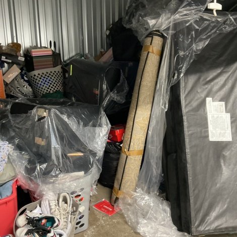 10 x 10 storage unit in Pittsburgh, PA