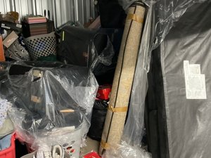 10 x 10 storage unit in Pittsburgh, PA