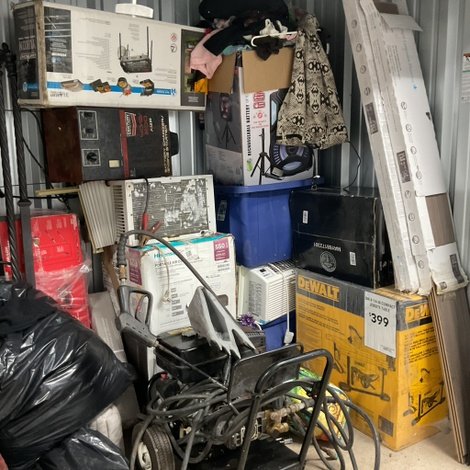 5 x 10 storage unit in Pittsburgh, PA