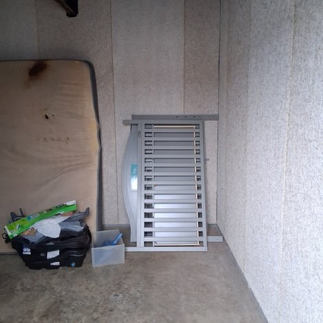 10 x 12 storage unit in Akron, OH