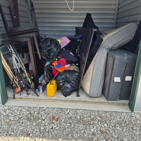 10 x 10 storage unit in Unknown, TX