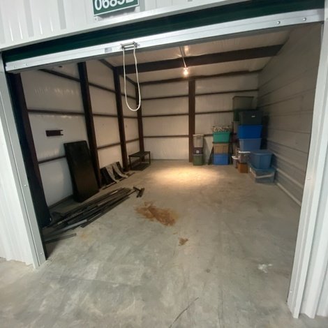 14 x 17 storage unit in Virginia Beach, VA
