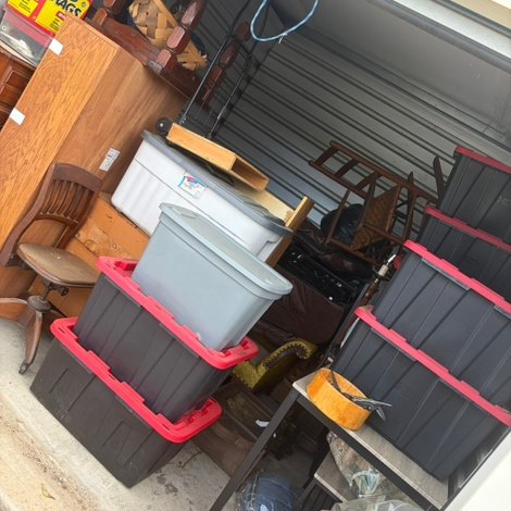 10 x 10 storage unit in Villa Rica, GA