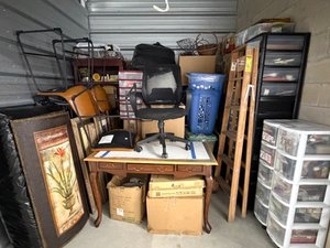10 x 10 storage unit in Lake Worth, TX