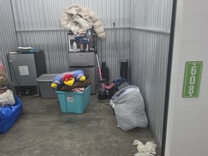 75 x 10 storage unit in Marshall, MO