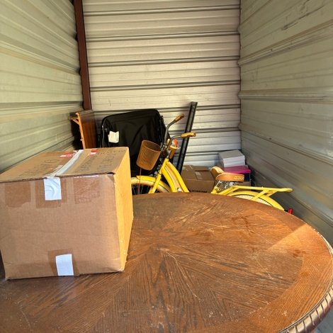 5 x 10 storage unit in Valdosta, GA