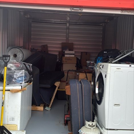 10 x 15 storage unit in Sioux City, IA