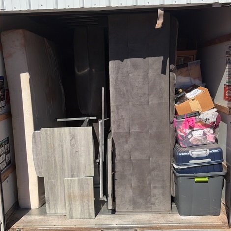 25 x 23 storage unit in Indianapolis, IN