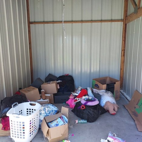 10 x 10 storage unit in Manning, SC