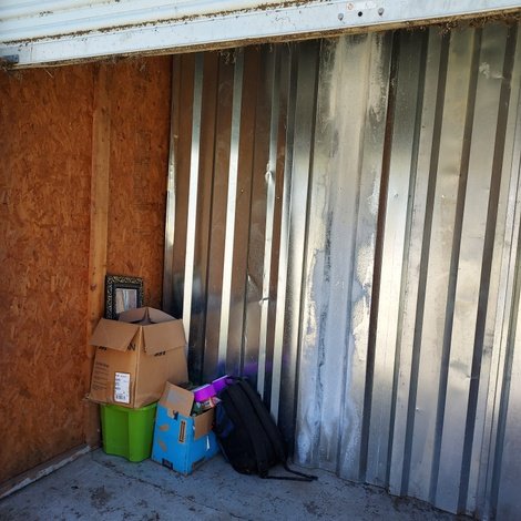 5 x 10 storage unit in Manning, SC