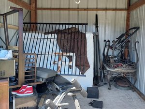 10 x 10 storage unit in Manning, SC