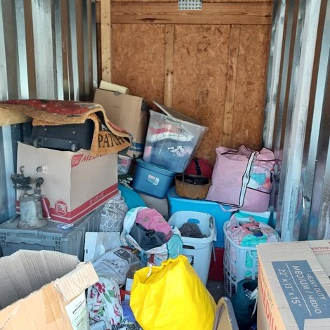 5 x 10 storage unit in Manning, SC