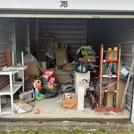 10 x 20 storage unit in Decorah, IA