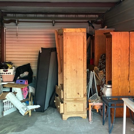 10 x 30 storage unit in Valdosta, GA