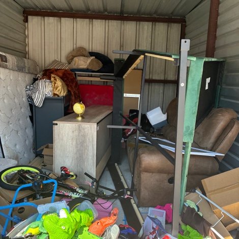 10 x 15 storage unit in Valdosta, GA