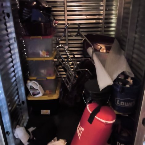 5 x 5 storage unit in Dallas, GA